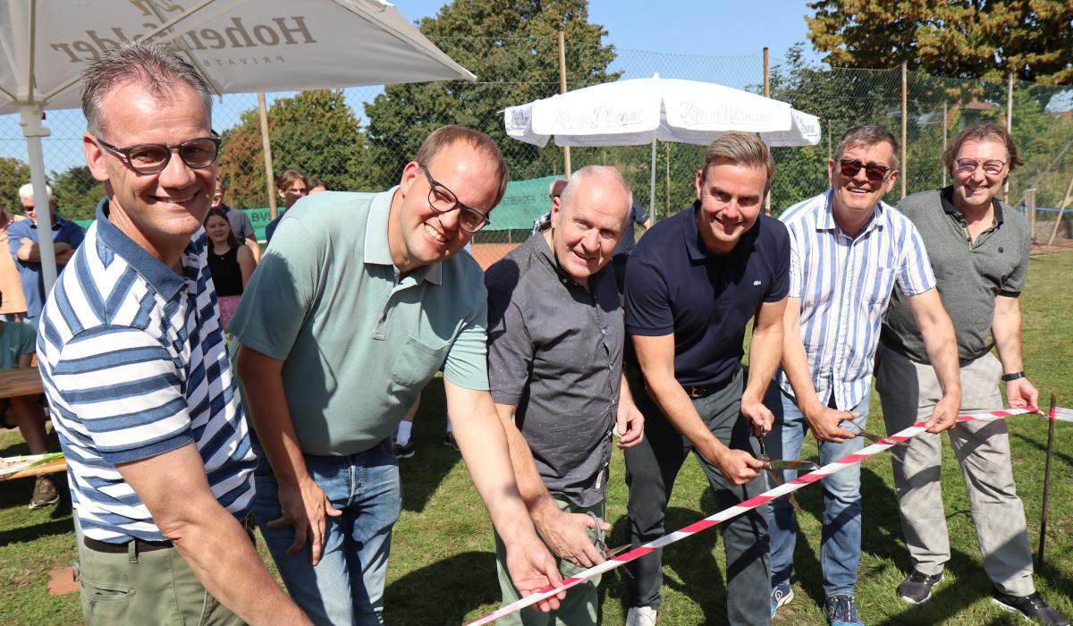 Offizielle Eröffnung der Allwetter-Courts