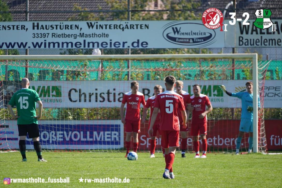 Die RWM Abwehr in Erwartung eines Freistoßes